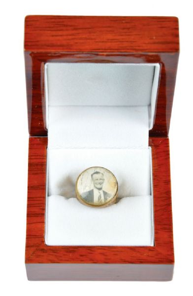 1949-51 Bee Hive Premium Stanley Cup Ring