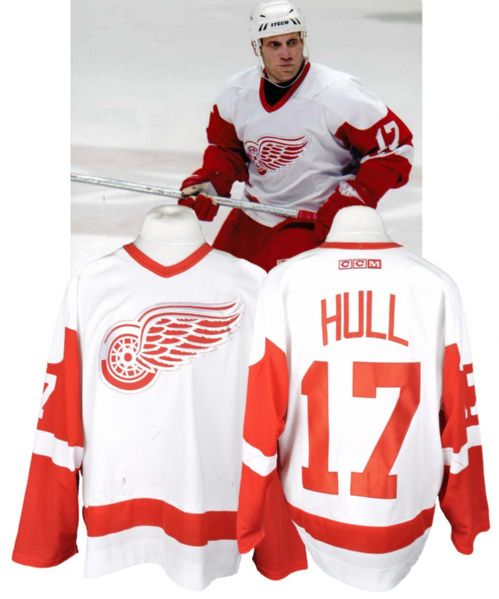 Brett Hulls 2002-03 Detroit Red Wings Game-Worn Jersey