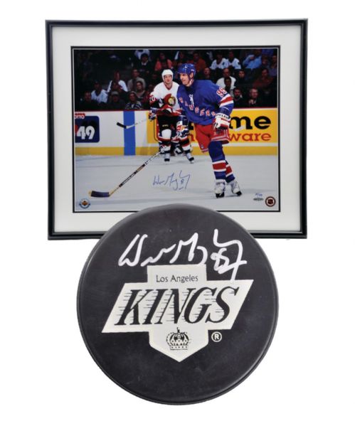 Wayne Gretzky Signed "Last Game in Canada" Limited-Edition Framed Photo #30/99 with UDA COA and Signed Kings Puck from UDA