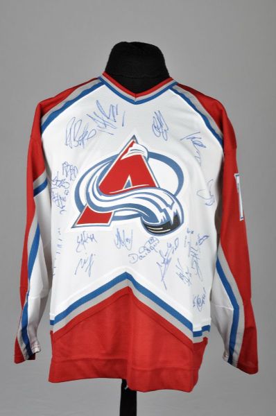 Colorado Avalanche 2000-01 Stanley Cup Champions Team-Signed Jersey by 23 with LOA