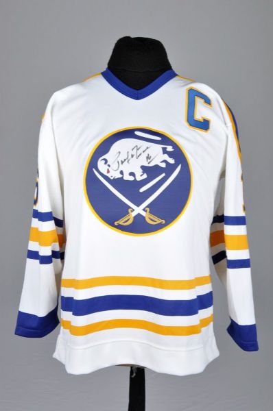 Pat Lafontaine Signed Vintage Buffalo Sabres Pro-Style Jersey Obtained from Estate of Reggie White