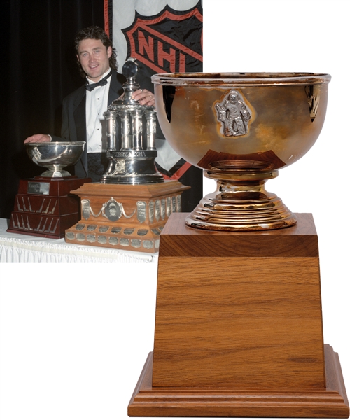 Ed Belfours 1990-91 Chicago Black Hawks William M. Jennings Trophy with His Signed LOA (11")