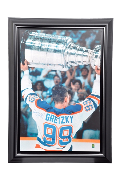 Wayne Gretzky Signed Edmonton Oilers "1988 Stanley Cup" Limited-Edition Framed Print on Canvas #35/199 with WGA COA (31" x 43")