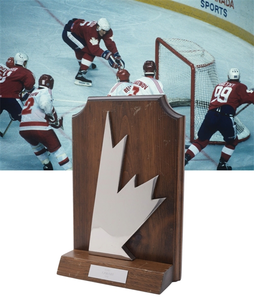 Barrie Staffords 1987 Canada Cup Team Canada Trophy Plaque (11")