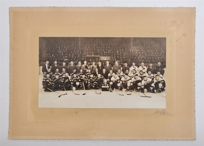 St. Louis Eagles and Ottawa Senators 1934-35 Team Photo (10" x 14")