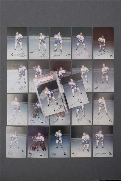 Edmonton Oilers 1979-80 Postcard Collection of 23 with PSA 7 Gretzky RC!