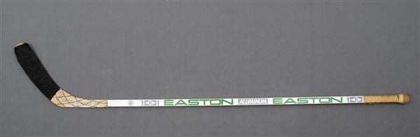 Brett Hulls Mid-1990s St. Louis Blues Signed Easton Aluminium Game-Used Stick