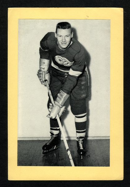 Jim Conacher Detroit Red Wings Bee Hive Group 2 Photo (1945-64)