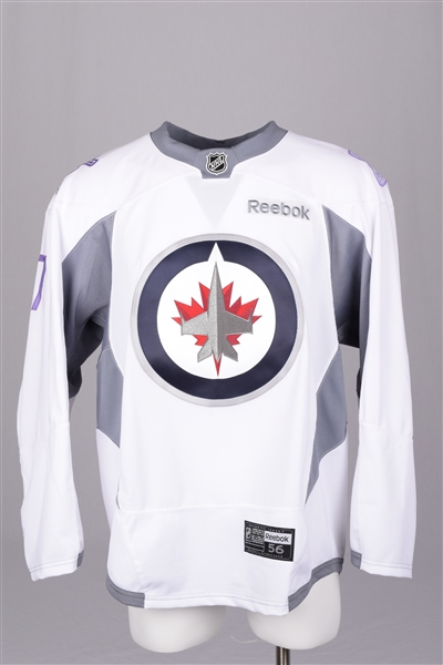 Adam Lowrys 2014-15 Winnipeg Jets Signed Issued Warm-Up Hockey Fights Cancer Jersey