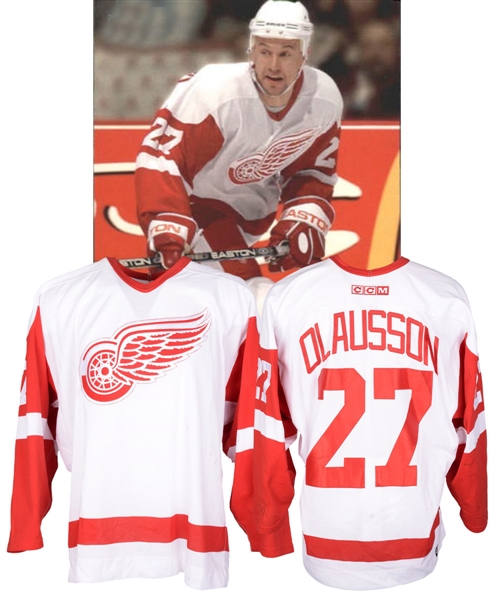 Fredrik Olaussons 2001-02 Detroit Red Wings Game-Worn Jersey - Team Repairs! 