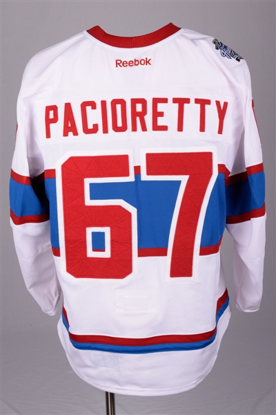 montreal canadiens globe jersey