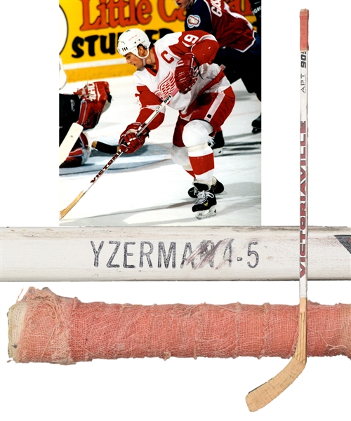 Steve Yzermans Mid-1990s Detroit Red Wings Victoriaville Game-Used Stick