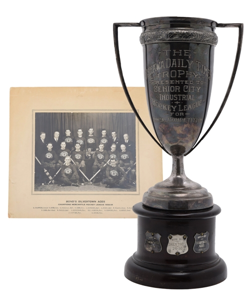 Oshawa Daily Times Early-1930s Perpetual Hockey Trophy and Winners Team Photo