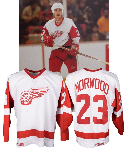 Lee Norwoods Late-1980s Detroit Red Wings Game-Worn Jersey