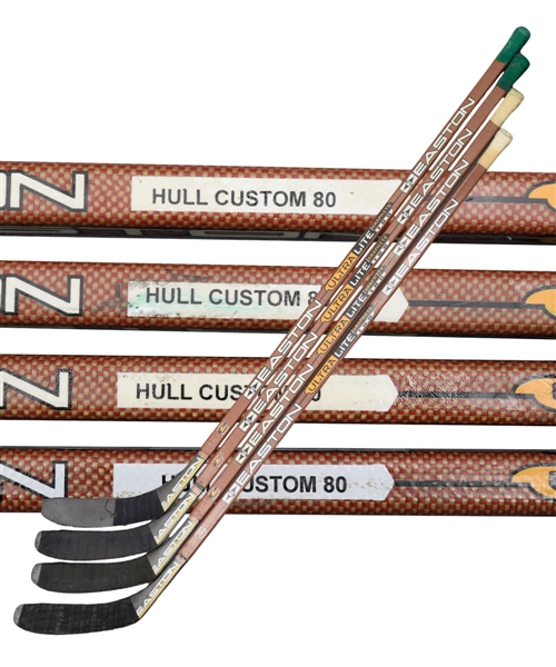 Brett Hulls Late-1990s Dallas Stars Easton Ultra Lite Graphite 100 Game-Used Sticks (4)