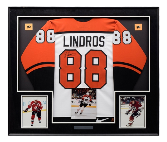 Eric Lindros Philadelphia Flyers Signed Jersey Framed Display (41 ¼” x 48 ¼”)
