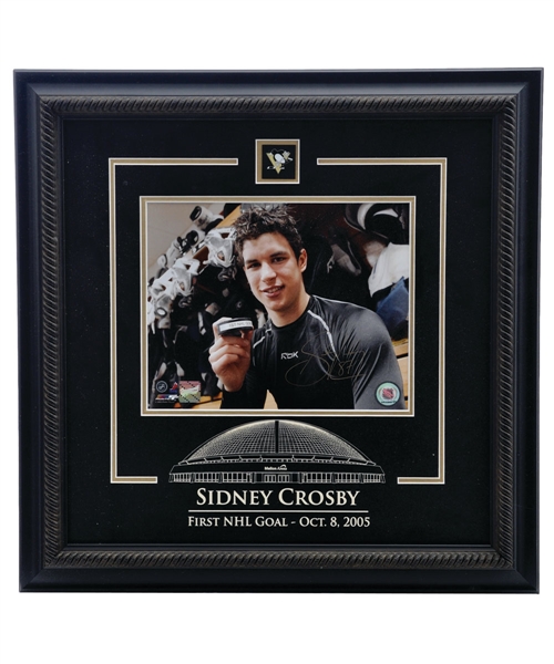 Sidney Crosby Signed Pittsburgh Penguins "First NHL Goal" Framed Montage with COA (19" x 19") 