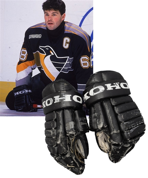 Jaromir Jagrs 1999-2000 Pittsburgh Penguins Koho Game-Used Regular Season and Playoffs Gloves - Art Ross Trophy Season! - Photo-Matched!