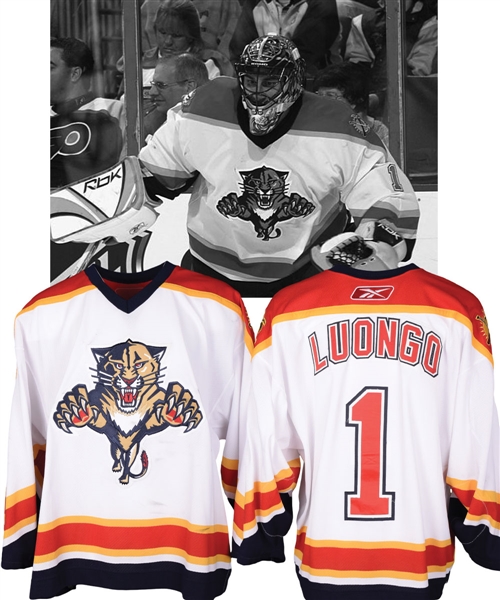 Roberto Luongos 2005-06 Florida Panthers Game-Worn Jersey with Team LOA - Photo-Matched!