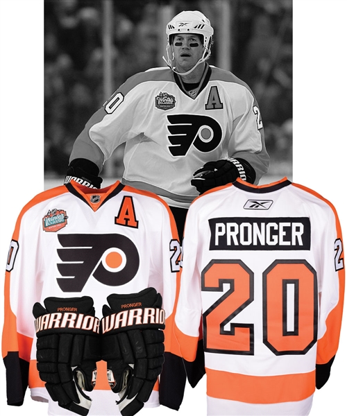 Chris Prongers 2010 NHL Winter Classic Philadelphia Flyers Game-Worn Gloves and Alternate Captains Jersey with LOAs