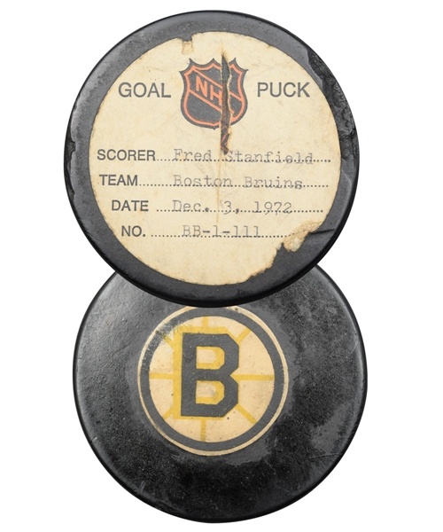 Bobby Orrs 1972 Assist Goal Puck - NHL Goal Puck Program - Scored by Fred Stanfield
