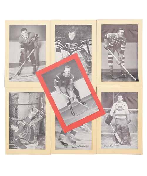 Bee Hive Group 1 (1934-43) Hockey Photo Collection of 32