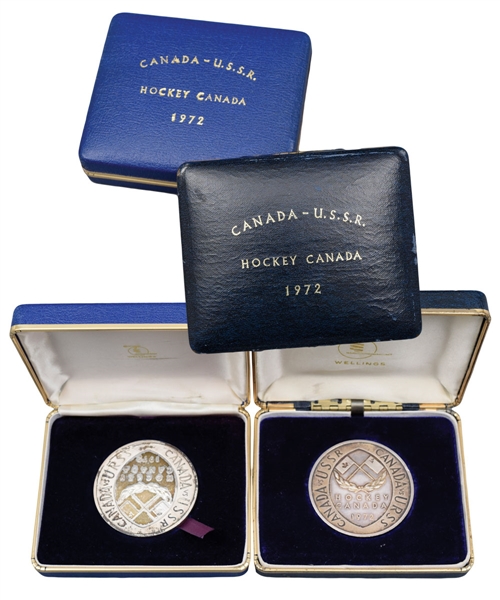 1972 Canada-Russia Series Commemorative Silver Coin in Original Case Collection of 2