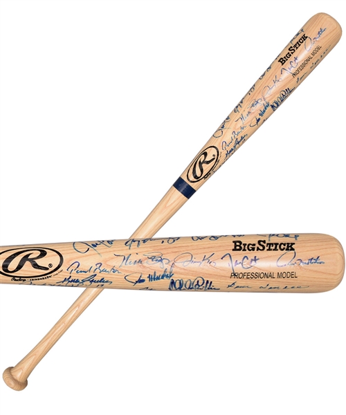 Toronto Blue Jays 1992 World Series Champions Team-Signed Bat by 30+ with JSA LOA