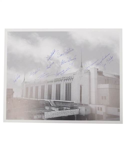 Boston Garden Photo Autographed by 11 Former Bruins with LOA (16" x 20")