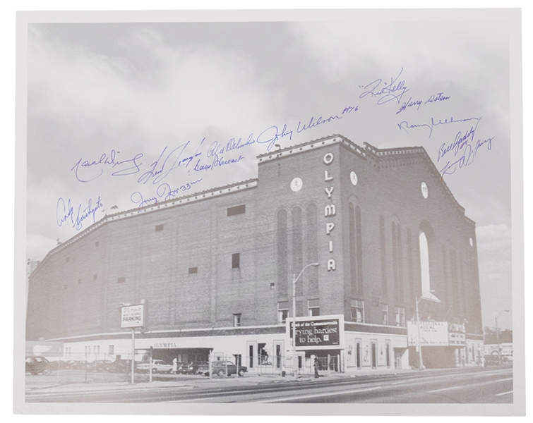 Detroit Olympia Photo Signed by 12 Former Detroit Red Wings Players with LOA (16" x 20")