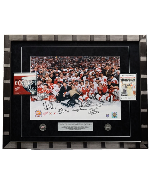Detroit Red Wings 2001-02 Stanley Cup Champions Multi-Signed Framed Team Photo Display with Yzerman, Hasek, Shanahan, Lidstrom and Hull (24 ¾” x 31 ¼”) 