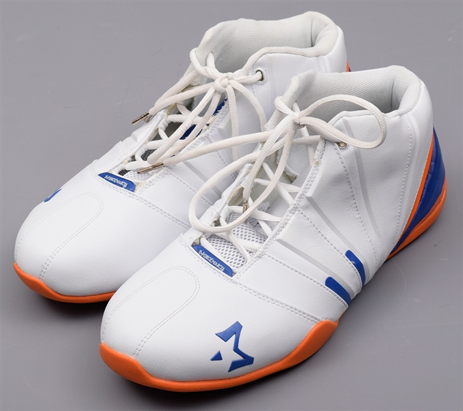 Stephon Marburys 2007 New York Knicks Game-Worn Starbury Shoes with Team LOA