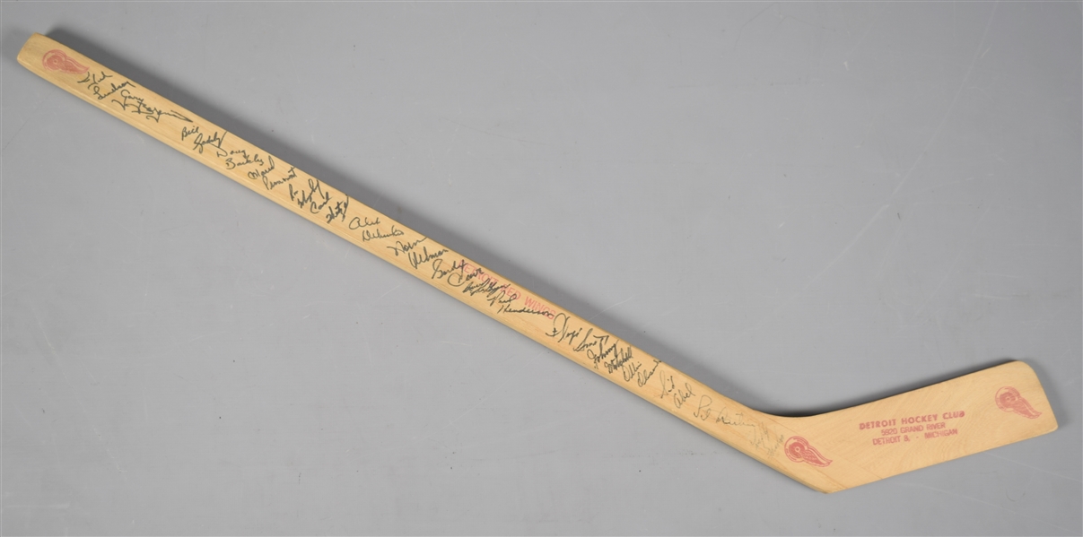Detroit Red Wings 1965-66 Team-Signed Mini Stick by 18 Featuring Howe, Lindsay and Abel with PSA/DNA LOA (26") 