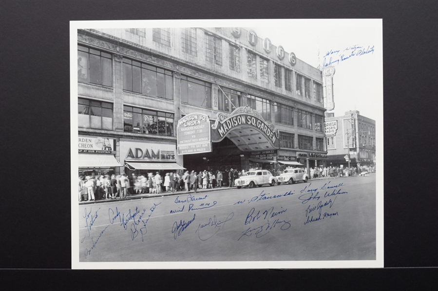 Madison Square Garden Photograph Signed by 17 Former New York Rangers Players with LOA (16" x 20")