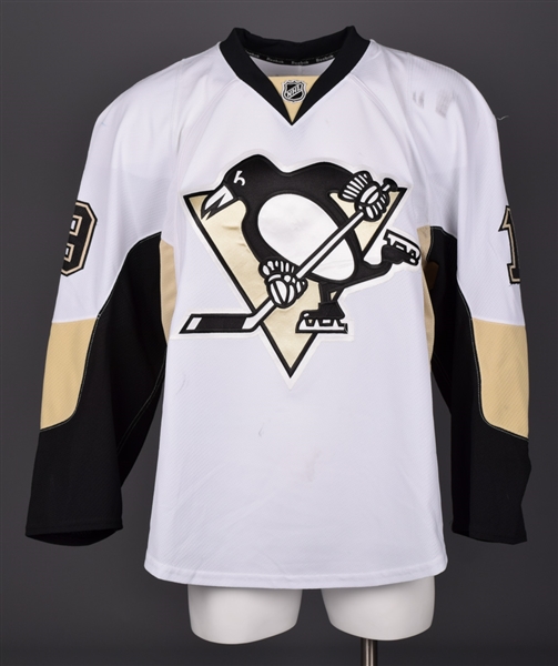 Beau Bennetts 2013-14 Pittsburgh Penguins Game-Worn Jersey with Team LOA - Photo-Matched!