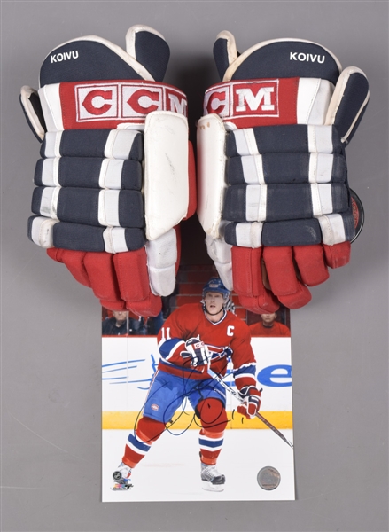 Saku Koivus Montreal Canadiens Early-2000s Signed Easton Game-Used Stick and 2006-07 Photo-Matched CCM Game-Used Gloves