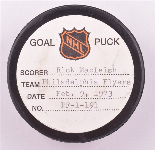 Rick MacLeishs Philadelphia Flyers February 9th 1973 Goal Puck from the NHL Goal Puck Program - 30th Goal of Season / Career Goal #33
