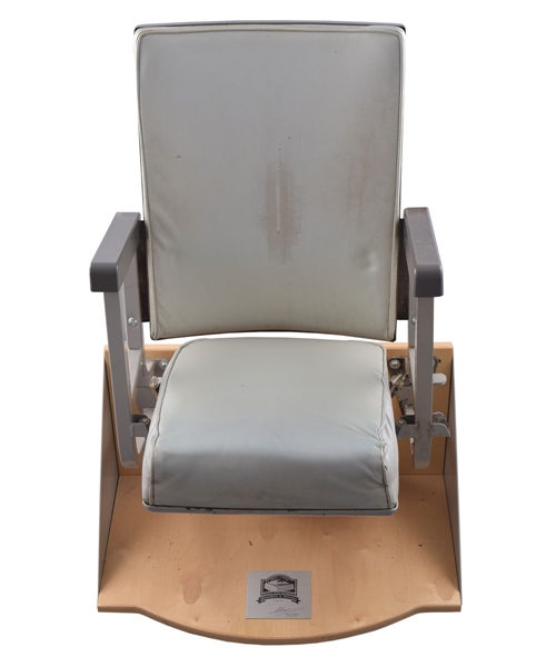 Maple Leaf Gardens Single Grey Seat with Base