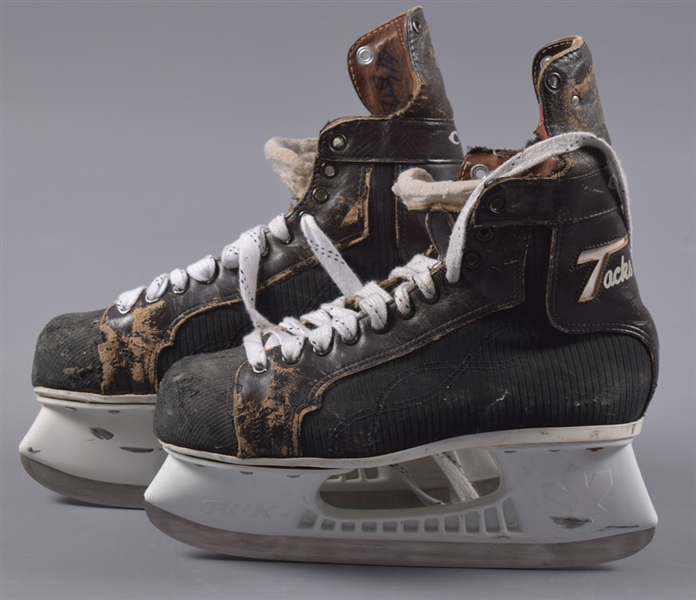 Henri Richards Signed CCM Tacks Game-Used Oldtimers Skates