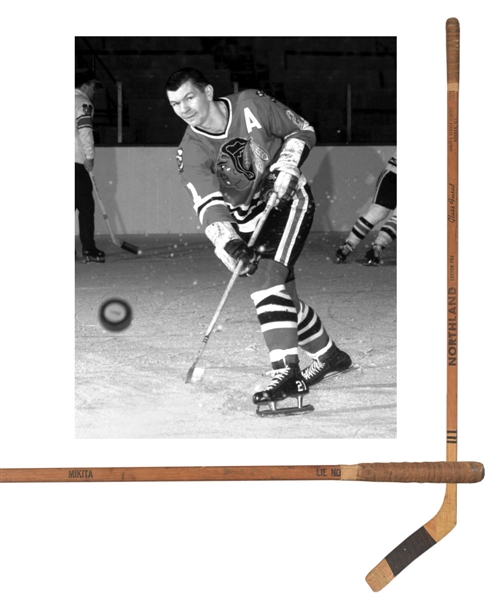 Stan Mikitas Mid-to-Late-1960s Chicago Black Hawks Northland "Banana Hook" Game-Used Stick