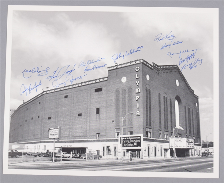 Detroit Olympia Photo Signed by 12 Former Detroit Red Wings Players with LOA (16" x 20")