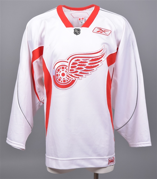 Dan Clearys 2005-08 Detroit Red Wings Practice-Worn Jersey with Team COA