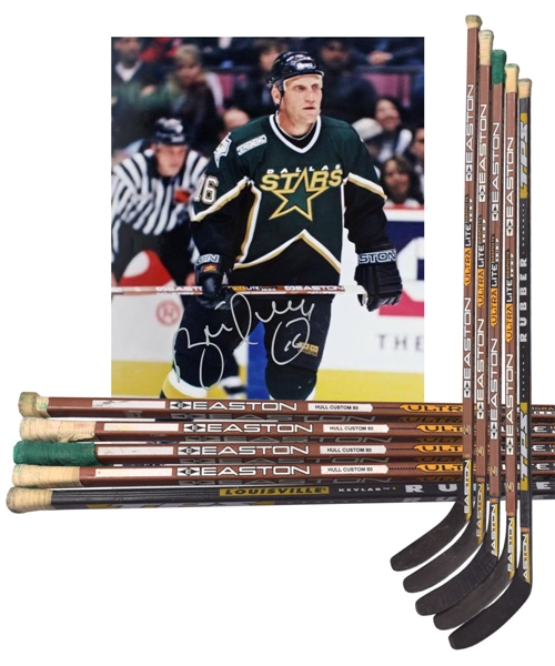 Brett Hulls Early-2000s Dallas Stars Easton and Louisville Game-Used Sticks (5) with His Signed LOA