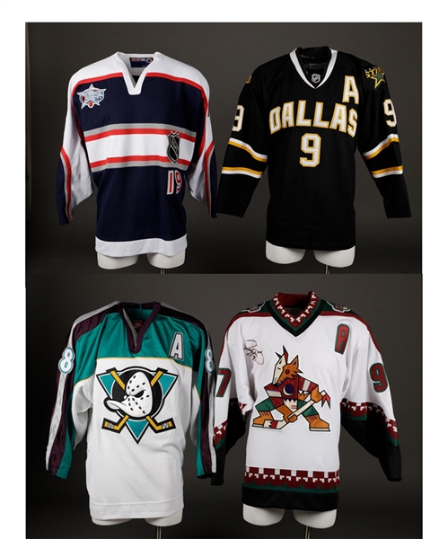 Joe Sakic (All-Star), Teemu Selanne (Ducks), Mike Modano (Stars), Dany Heatley (Thrashers) and Jeremy Roenick (Coyotes) Signed Jerseys - All JSA Certified