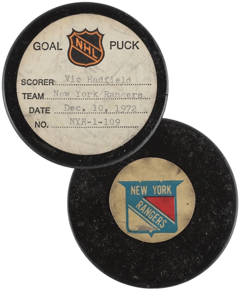 Vic Hadfields New York Rangers December 10th 1972 Goal Puck from the NHL Goal Puck Program
