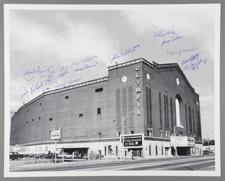 Detroit Olympia Photo Signed by 12 Former Detroit Red Wings Players with LOA (16" x 20")