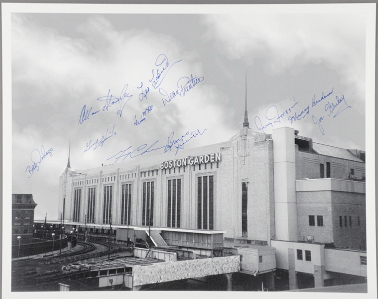 Boston Garden Photo Autographed by 11 Former Boston Bruins Players with LOA (16" x 20")