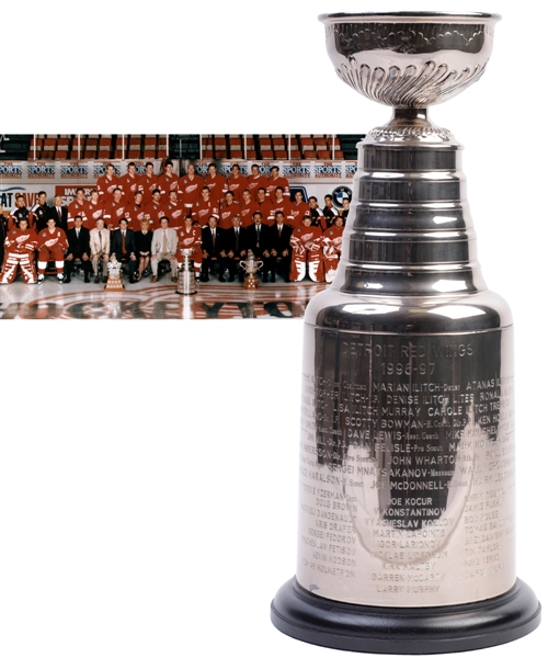 Detroit Red Wings 1996-97 Stanley Cup Championship Trophy (13")