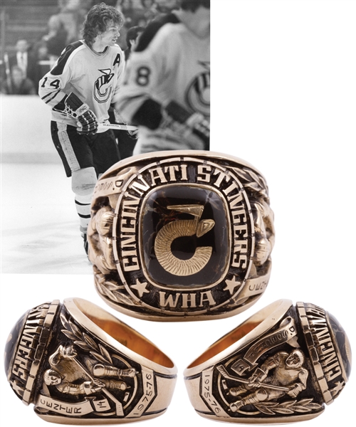 Dennis Sobchuks 1975-76 WHA Cincinnati Stingers 10K Gold Team Ring 