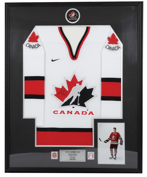 Mario Lemieux Signed 2002 Winter Olympics Team Canada Jersey Framed Display with LOA (34" x 42")